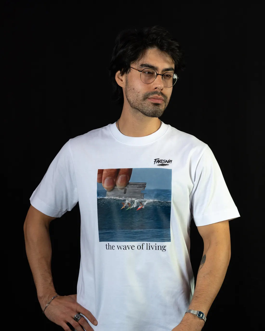 THE WAVE OF LIVING, worn, front